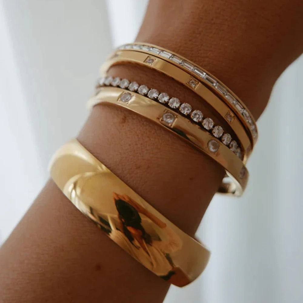 Shinning Light Bangle