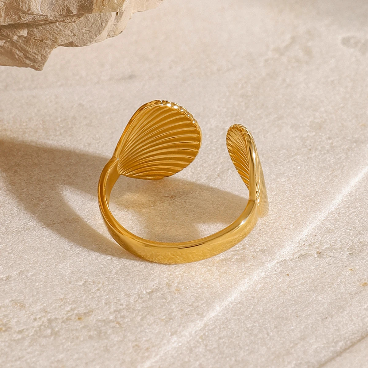 Double Scallop Ring