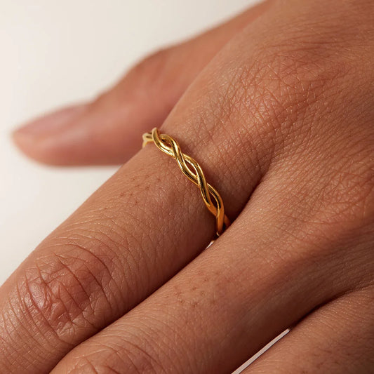 Twisting Desire Ring