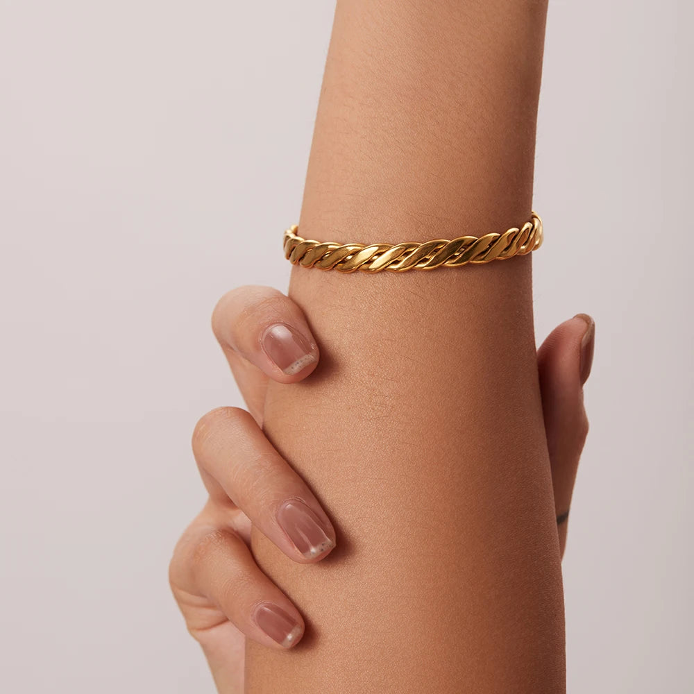 Twisting Strength Cuff Bangle